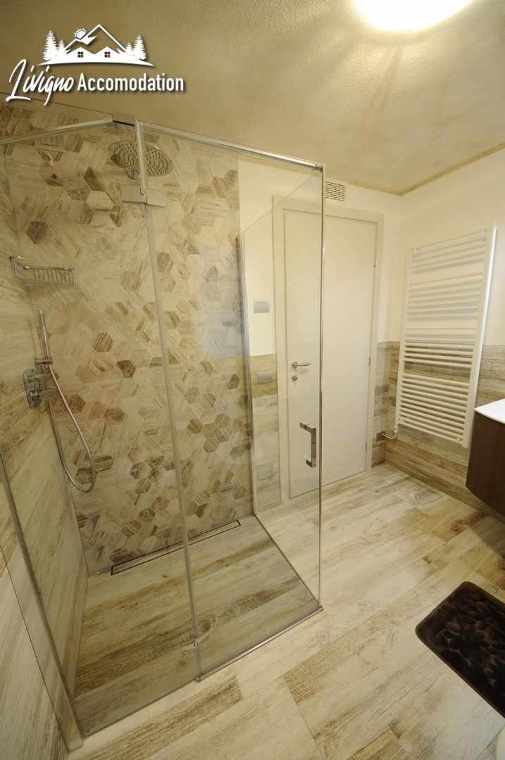 Alpen Flower By Livigno Accomodation Rom bilde