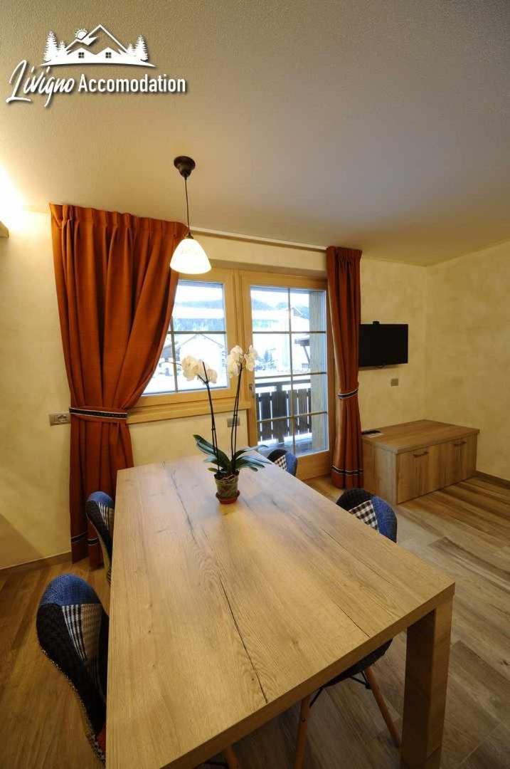 Alpen Flower By Livigno Accomodation Rom bilde