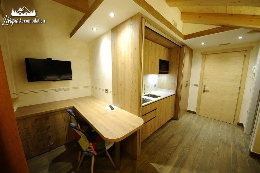 Alpen Flower By Livigno Accomodation Rom bilde